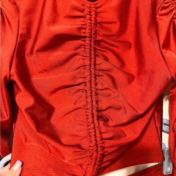 Stylish Red Ruched 2-Piece - Picture 3 of 4